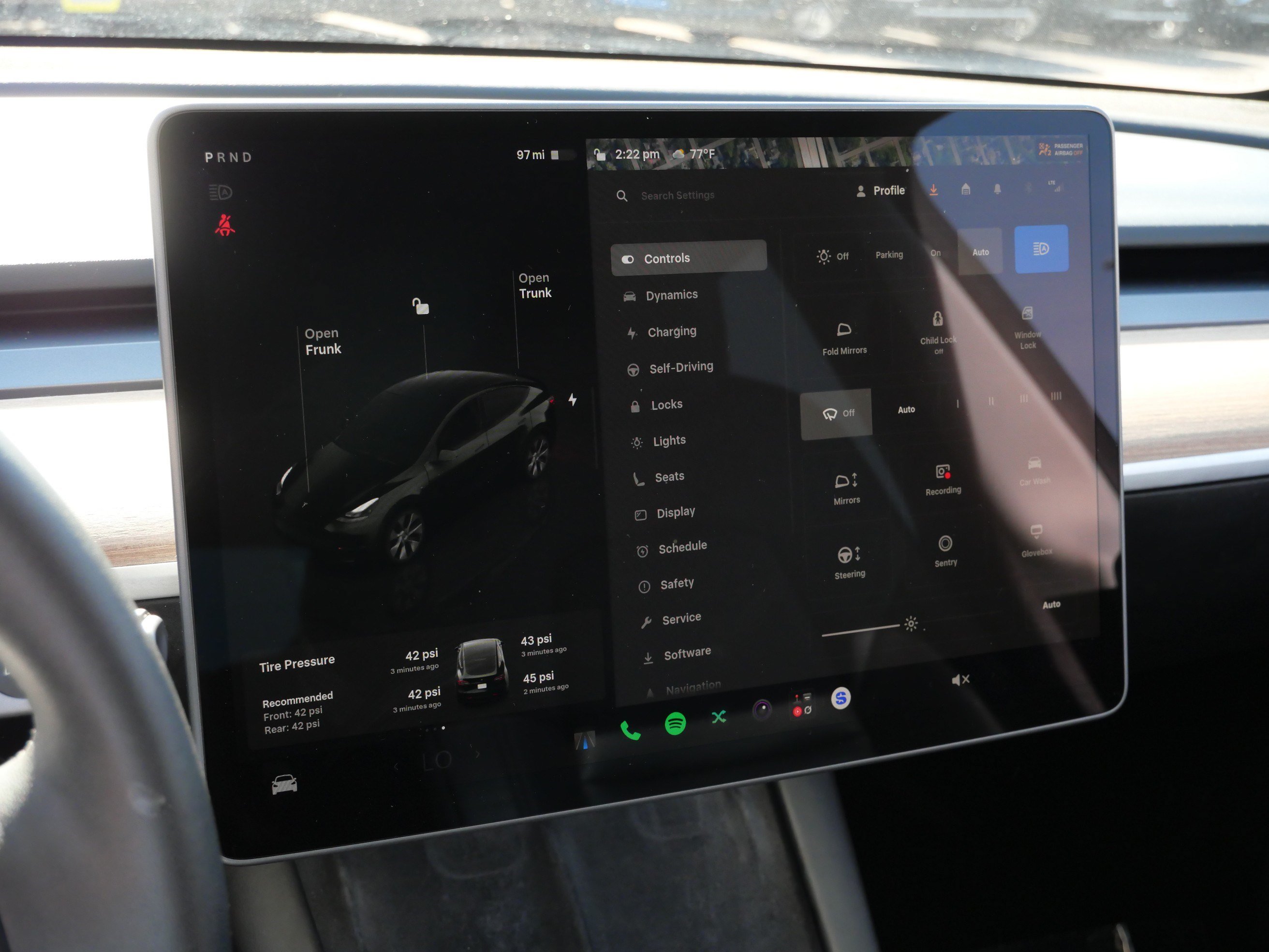 Used 2023 Tesla Model Y Long Range AWD/4WD image 21