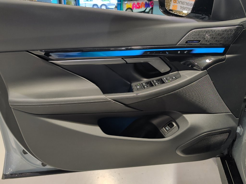 Certified 2025 BMW i5 M60 w/ Premium Package AWD/4WD image 9
