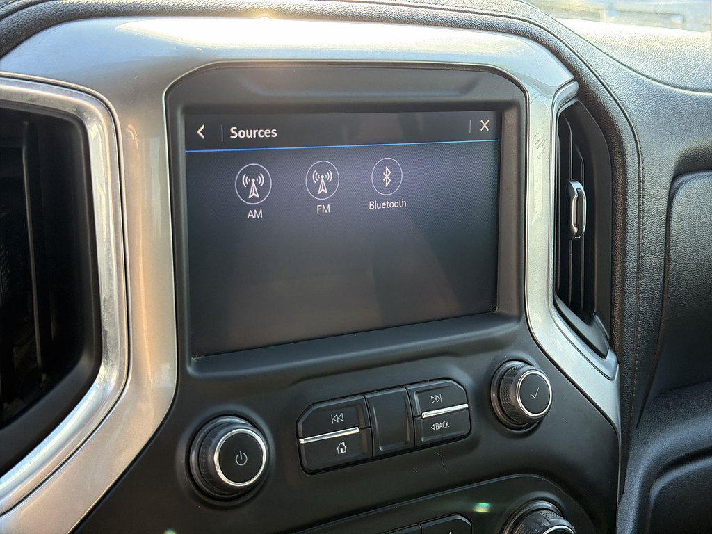 Used 2020 Chevrolet Silverado 1500 LT AWD/4WD image 12