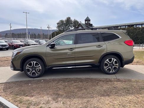New 2026 Subaru Ascent Limited AWD/4WD image 9