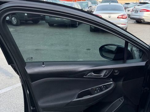 Used 2016 Chevrolet Cruze LS image 18