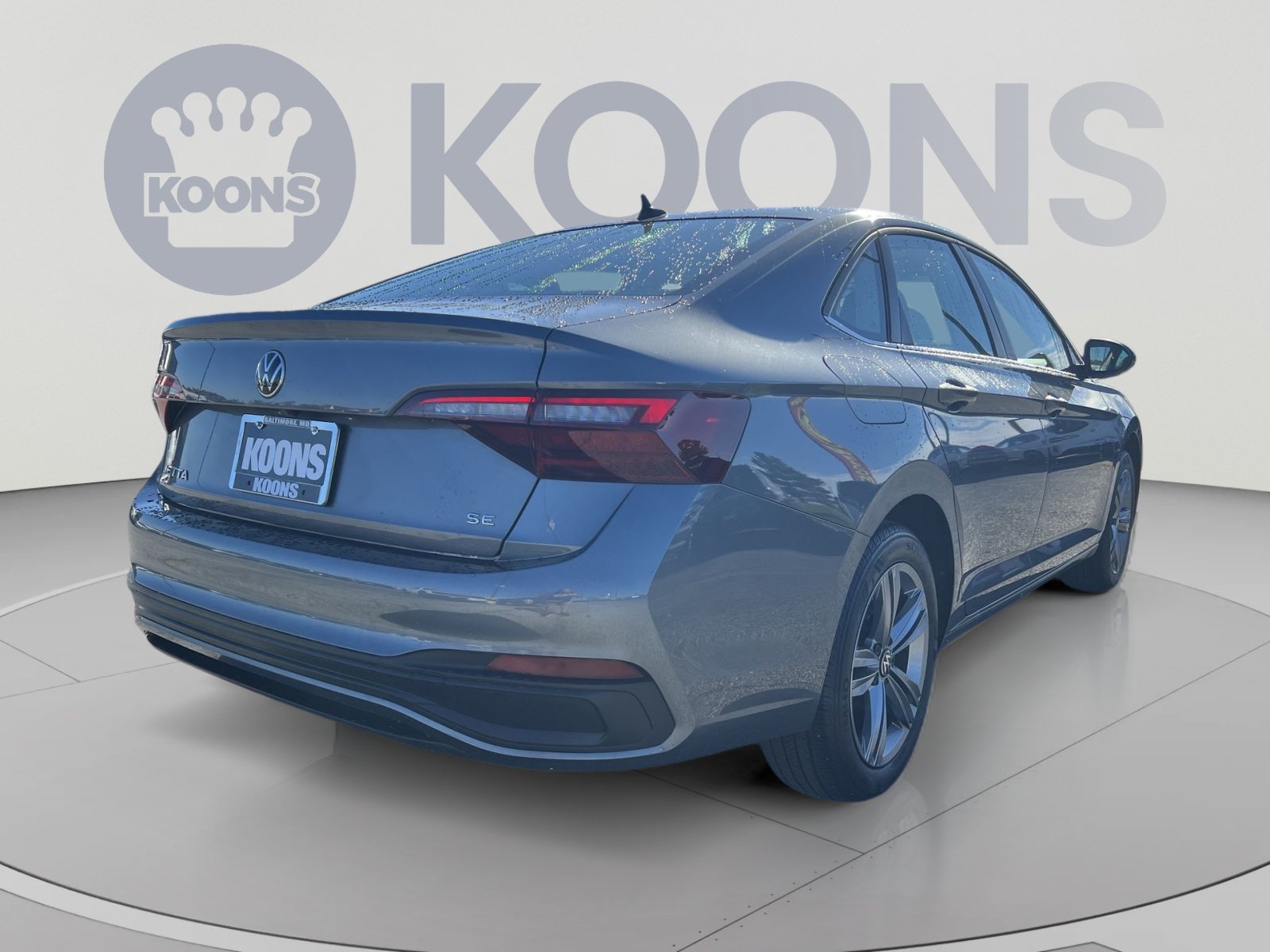 Used 2024 Volkswagen Jetta SE FWD image 7
