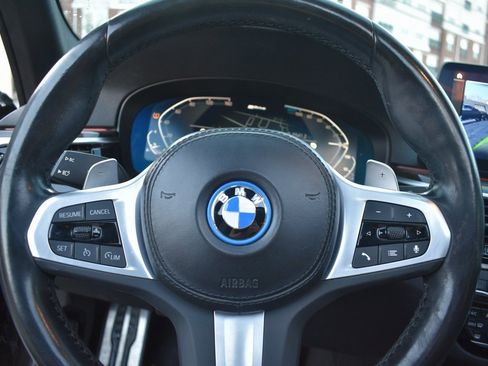 Used 2023 BMW 530e 530e iPerformance image 15