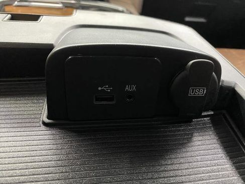 Used 2017 RAM 1500 Laramie Longhorn image 24