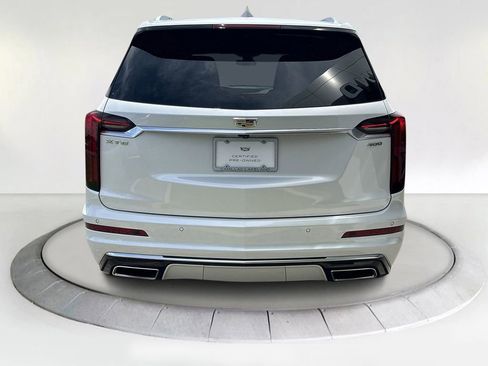 Certified 2023 Cadillac XT6 Premium Luxury image 4