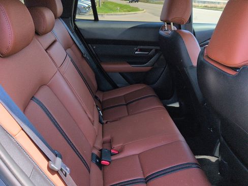 Used 2023 MAZDA CX-50 Meridian Edition w/ Apex Package image 7