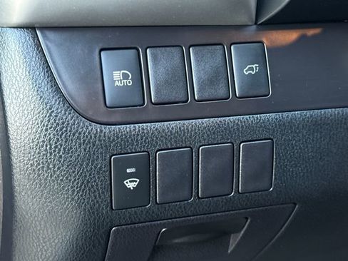 Used 2019 Toyota Highlander XLE image 22