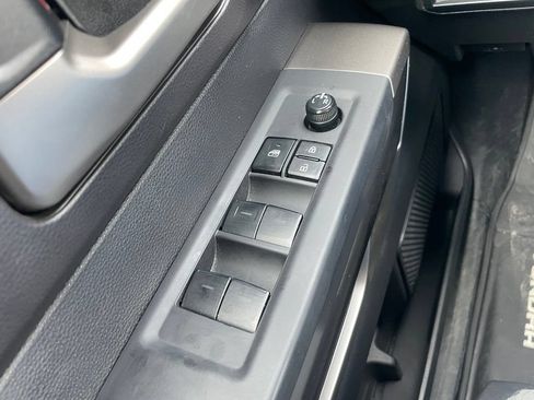Used 2022 Toyota Tundra SR5 AWD/4WD image 20