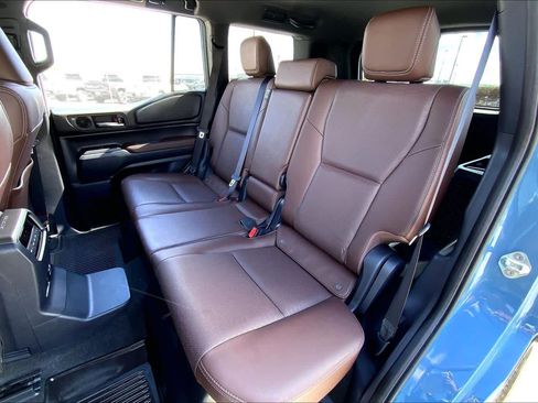 Used 2024 Toyota Land Cruiser w/ Premium Package image 20