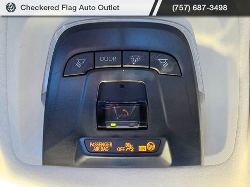 Used 2024 Toyota Corolla LE FWD image 10