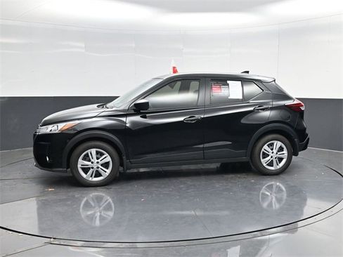 Used 2025 Nissan Kicks Play S image 6