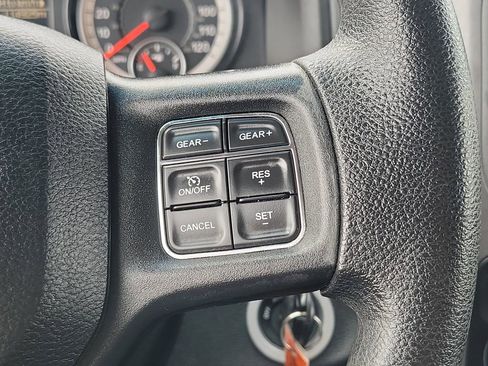 Used 2017 RAM 1500 Express AWD/4WD image 24
