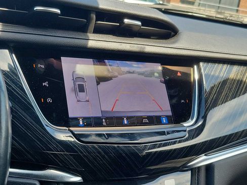 Used 2023 Cadillac XT6 Premium Luxury w/ Technology Package AWD/4WD image 21