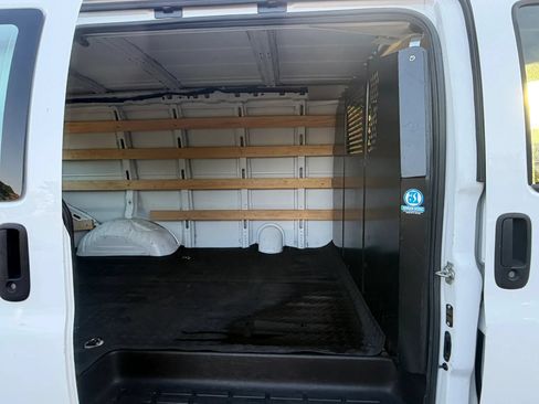 Used 2021 Chevrolet Express 2500 w/ Driver Convenience Package RWD image 23