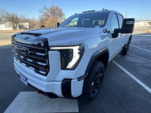 New 2026 GMC Sierra 2500 AT4 w/ AT4 Premium Plus Package image 12