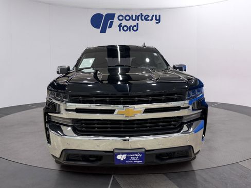 Used 2019 Chevrolet Silverado 1500 LT w/ All-Star Edition image 2