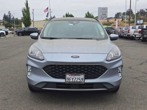 Used 2022 Ford Escape SEL w/ Technology Package FWD image 12