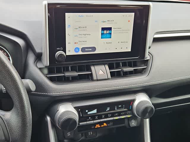 Certified 2025 Toyota RAV4 LE FWD image 21