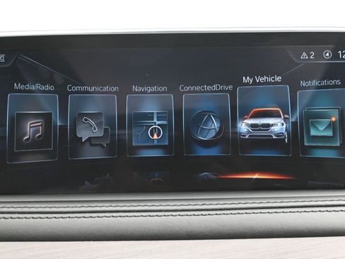 Used 2017 BMW X5 xDrive50i image 15