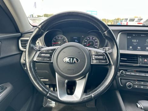 Used 2020 Kia Optima SE image 28