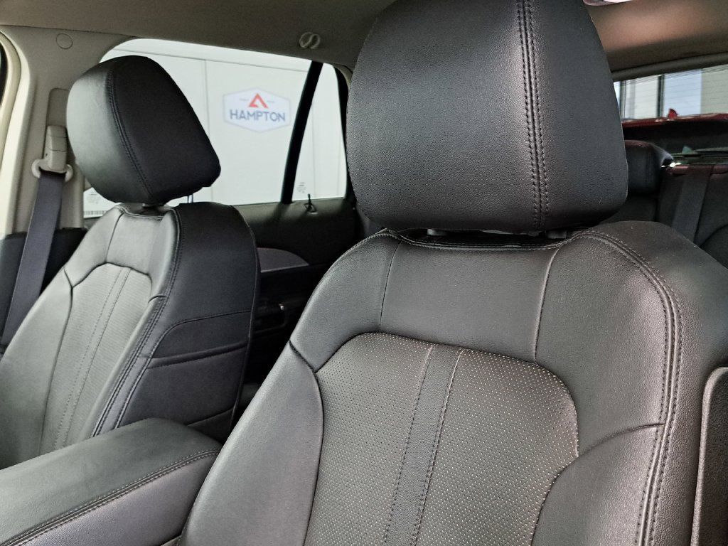 Used 2015 Lincoln MKX AWD image 22
