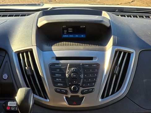 Used 2017 Ford Transit 350 XLT image 40