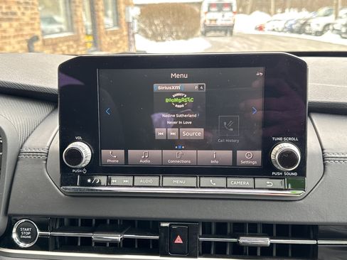 Used 2022 Mitsubishi Outlander SEL Black Edition image 18