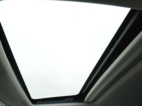 Used 2025 Honda CR-V EX-L image 28