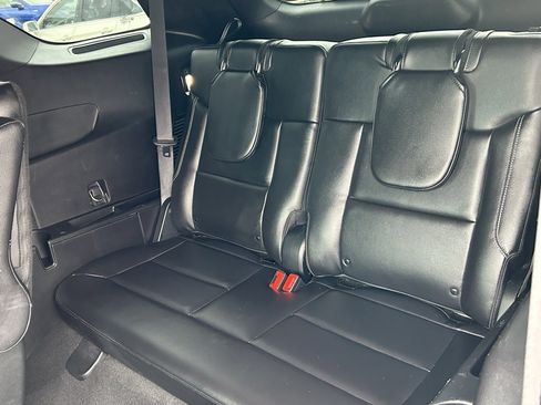 Used 2020 Ford Explorer ST image 20