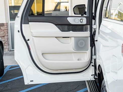 Used 2023 Lincoln Navigator L Black Label image 21