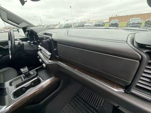 Certified 2023 GMC Sierra 1500 Elevation w/ Preferred Package image 28