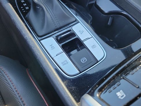 Used 2023 Hyundai Santa Cruz Limited image 14