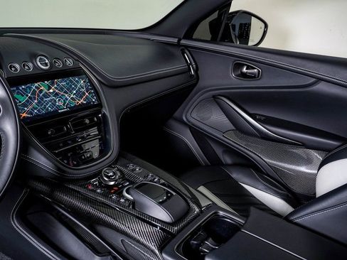 Used 2023 Aston Martin DBX 707 image 24