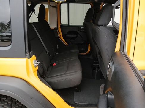 Used 2019 Jeep Wrangler Unlimited Sport S image 27