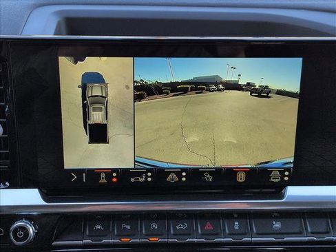 New 2026 GMC Sierra 1500 SLE w/ Preferred Package image 13