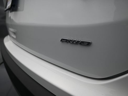 Used 2023 Ford Edge SEL image 29