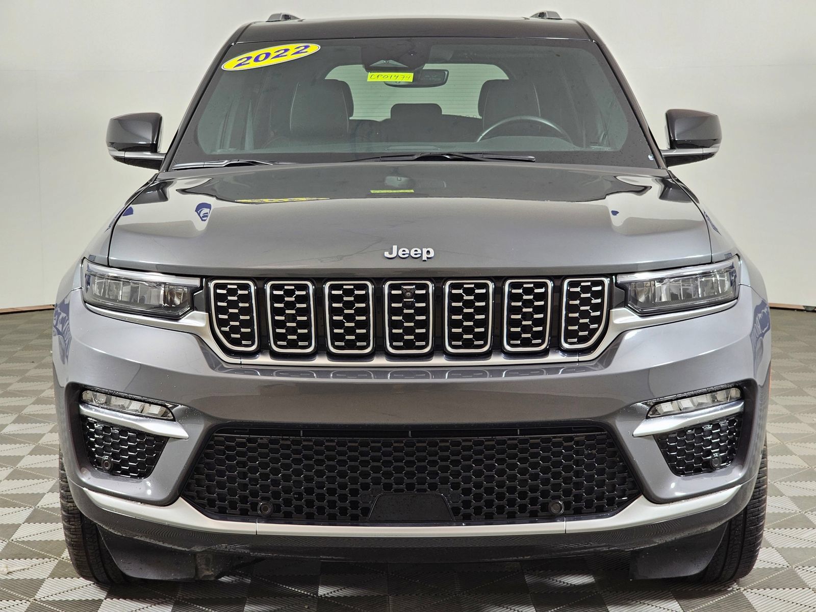 Used 2022 Jeep Grand Cherokee Summit AWD/4WD image 47