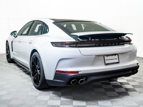 New 2026 Porsche Panamera image 3
