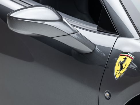 Certified 2022 Ferrari F8 Tributo RWD image 39