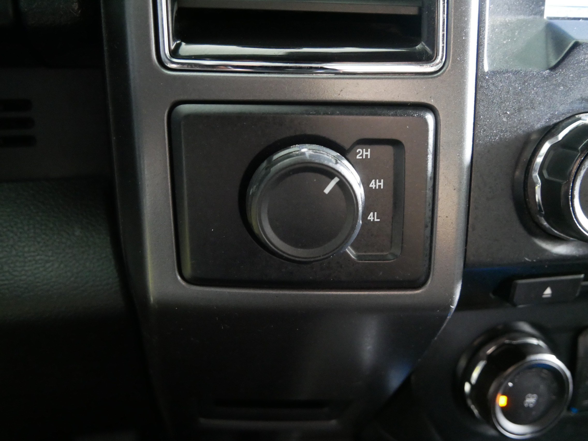 Used 2018 Ford F150 4x4 SuperCrew image 30