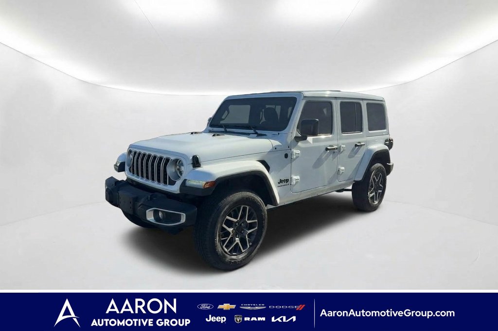 Used 2026 Jeep Wrangler Unlimited Sahara AWD/4WD image 1