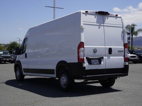 Used 2025 RAM ProMaster 2500 w/ Convenience Group FWD image 6