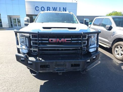 Used 2022 GMC Sierra 2500 Denali w/ Denali Ultimate Package AWD/4WD image 2