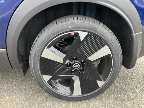 New 2026 Nissan Kicks SR FWD image 5