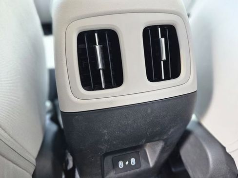 Used 2025 Hyundai Tucson SEL FWD image 29