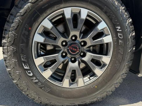 Used 2023 Nissan Titan PRO-4X w/ Pro-4x Convenience Package AWD/4WD image 38