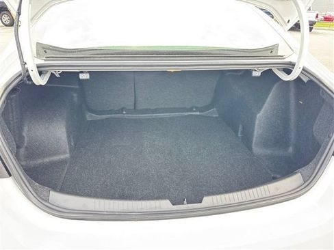 Used 2023 Chevrolet Malibu LT FWD image 20