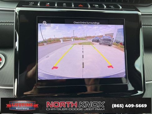 New 2025 Jeep Grand Cherokee Altitude image 10