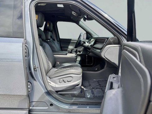 Used 2022 Rivian R1T Adventure image 55