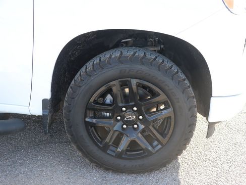 Used 2024 Chevrolet Silverado 1500 RST w/ Convenience Package II AWD/4WD image 9